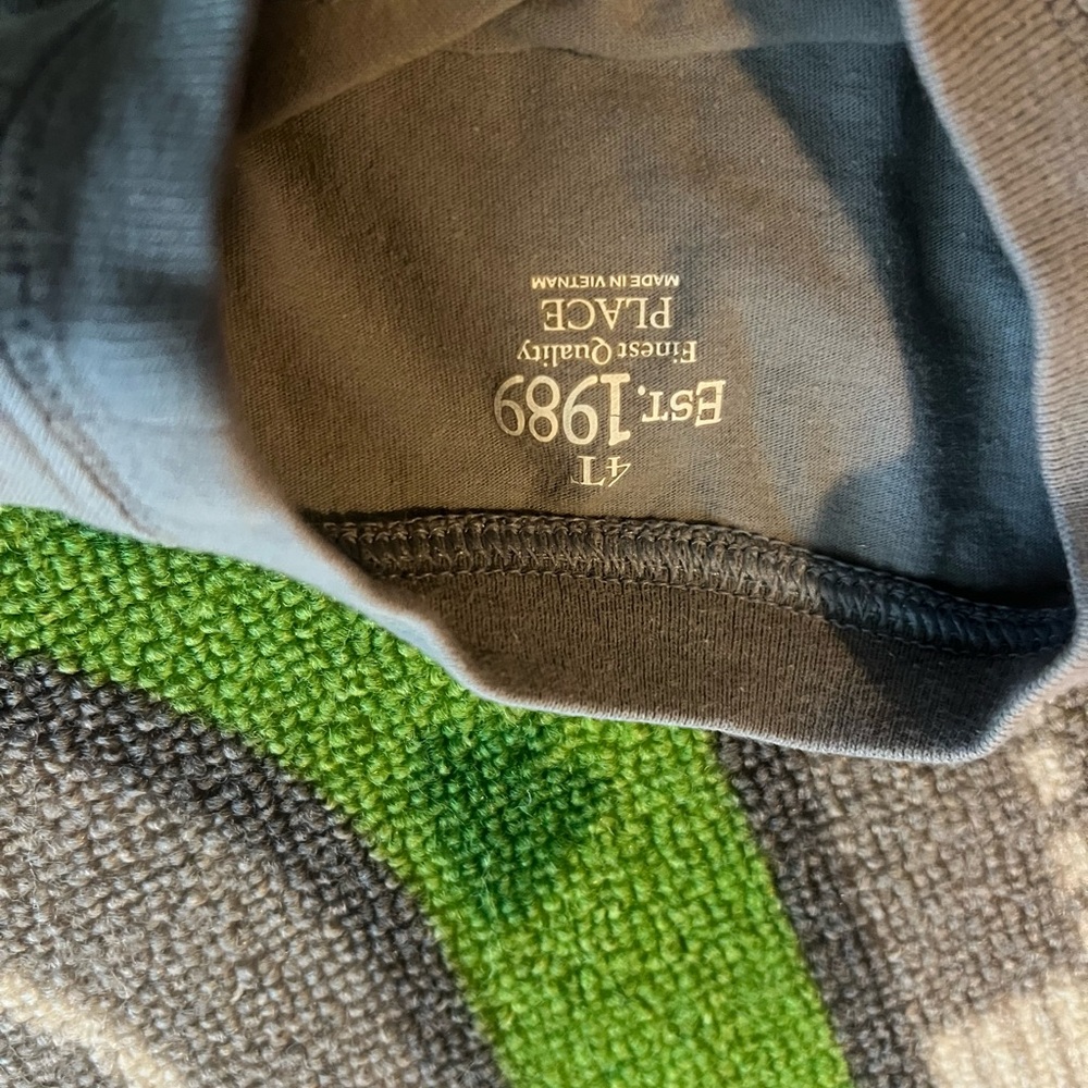 The Children's Place Gray Short Sleeve Tee